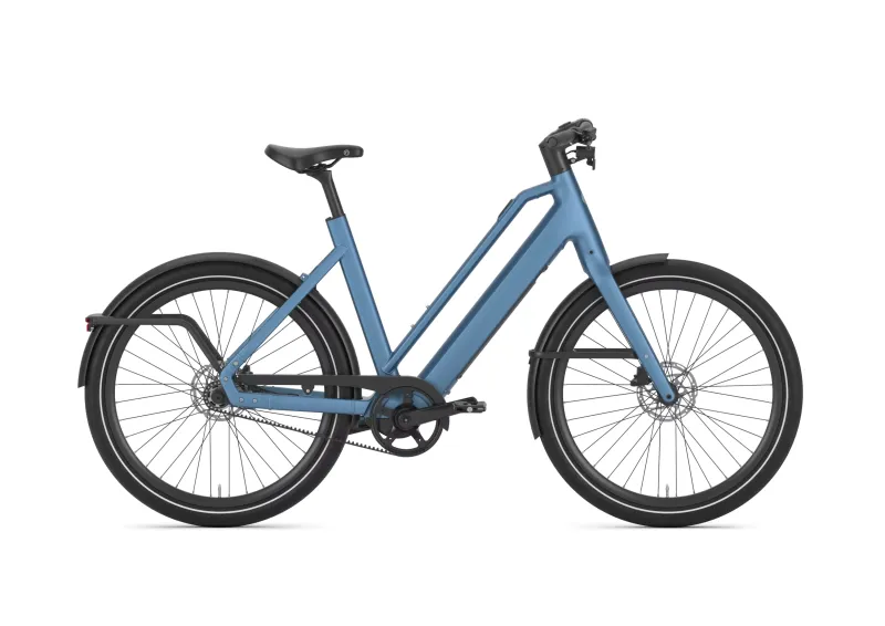 Een productafbeelding van een Gazelle Cayo C1 Hmf L55 Legion Blue (mat)